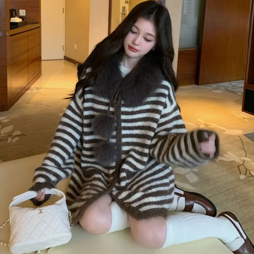泡菜鱼➕韩版气质毛针织衫针织设计感常规款长袖欧美风女