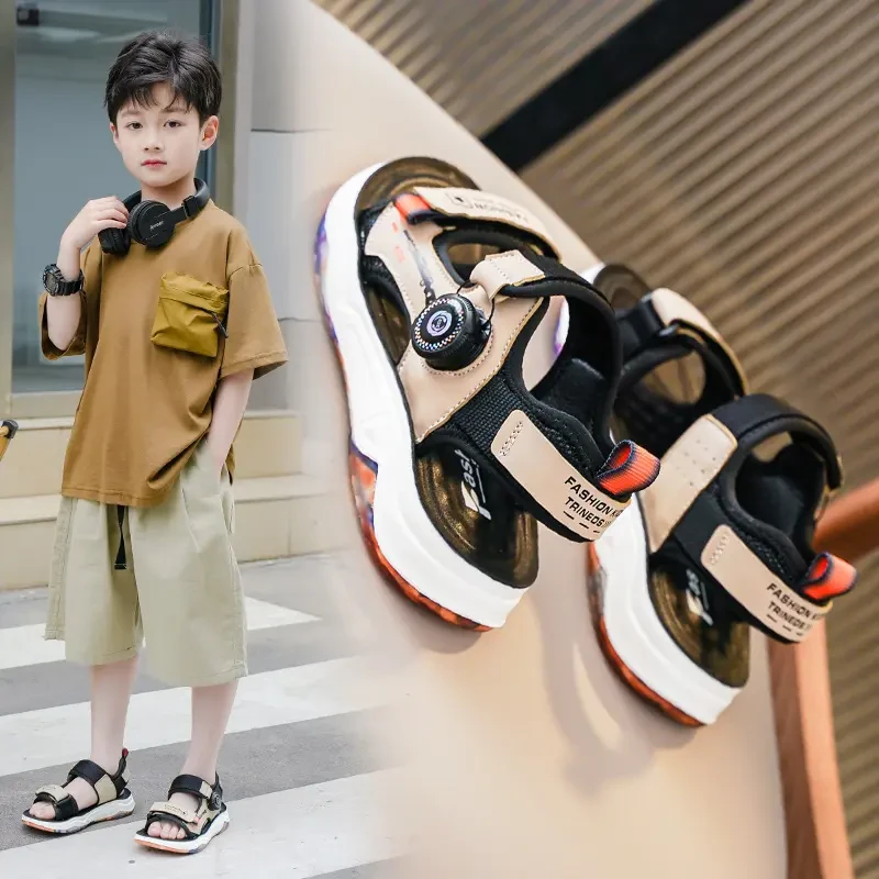 小黄鸭男童鞋2025新款夏季中大童男孩学生软底防滑儿童韩版沙滩鞋