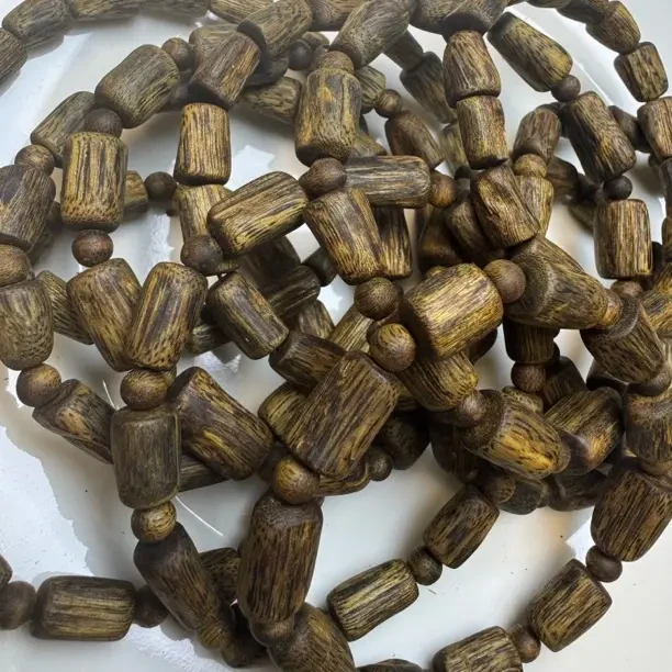 沉香沉香树心珠随形单圈手串真品