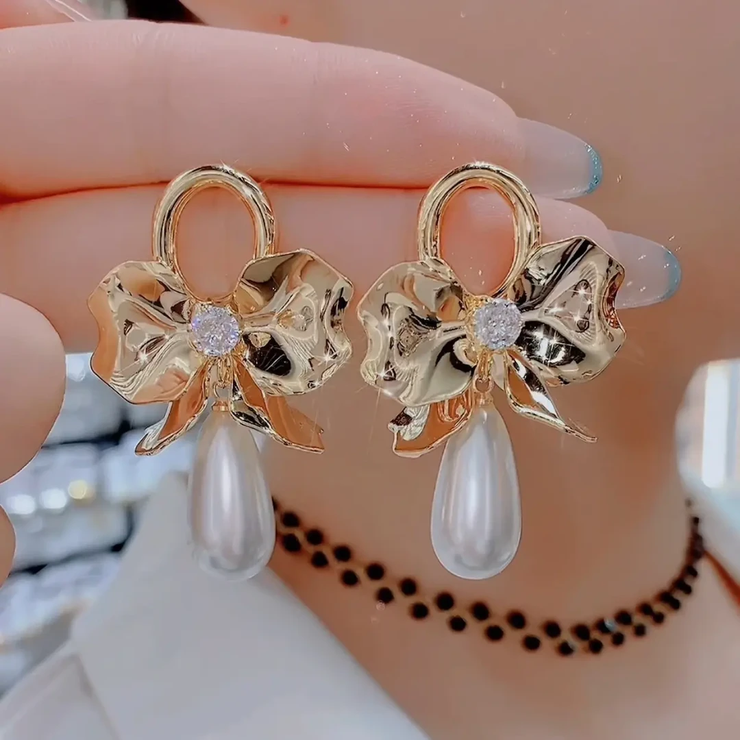 铜合金仿珍珠耳饰 0341时尚百搭气质花朵精致耳钉耳环