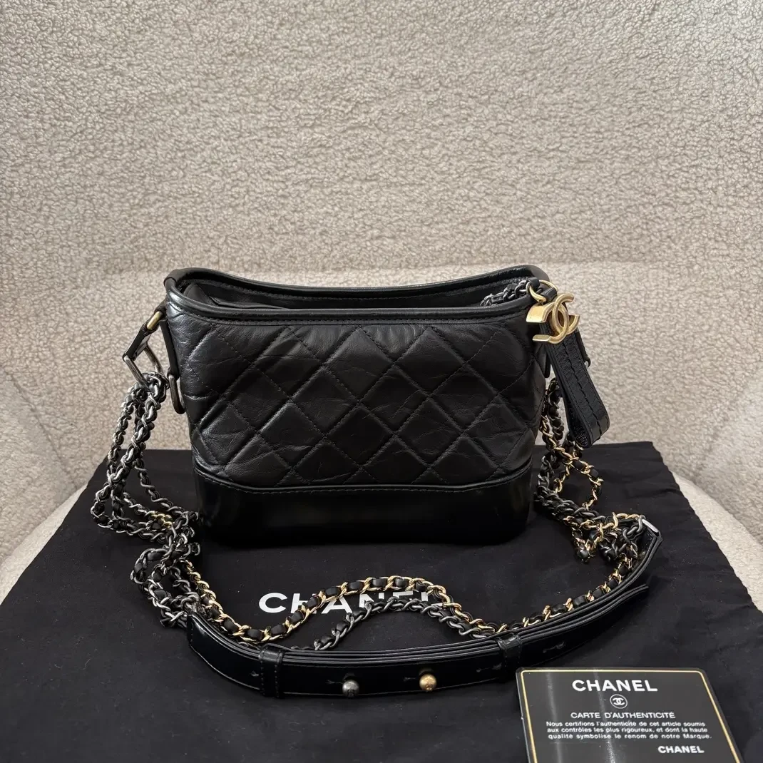 99新 Chanel/香奈儿 N1321 香奈儿 经典黑色流浪 小号链条斜挎包