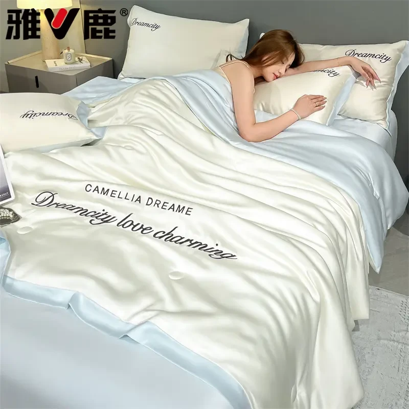 凉感冰丝夏凉被空调被夏被薄款被子被芯宿舍双人可机洗裸睡简约风