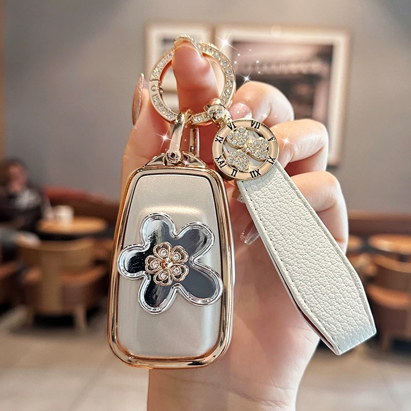 适用丰田卡罗拉钥匙套专用锐放女士chr奕泽普拉多汽车威兰达壳扣