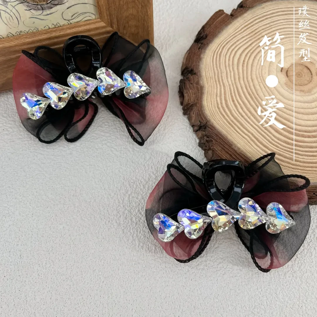 森系时尚气质AB面爱心月光水钻泡泡纱抓夹7cm手部防护