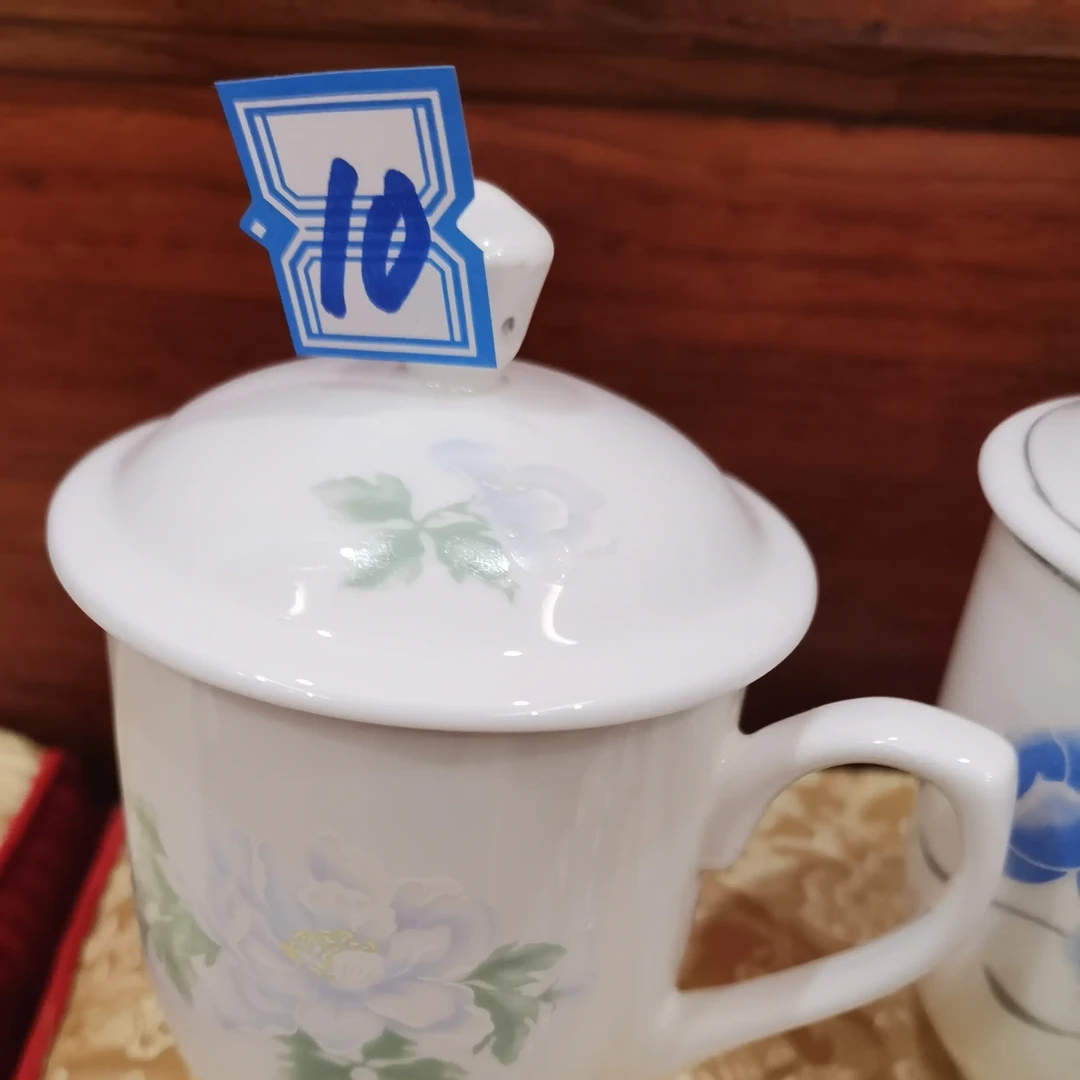 山东省壶慧姐陶瓷带盖一对