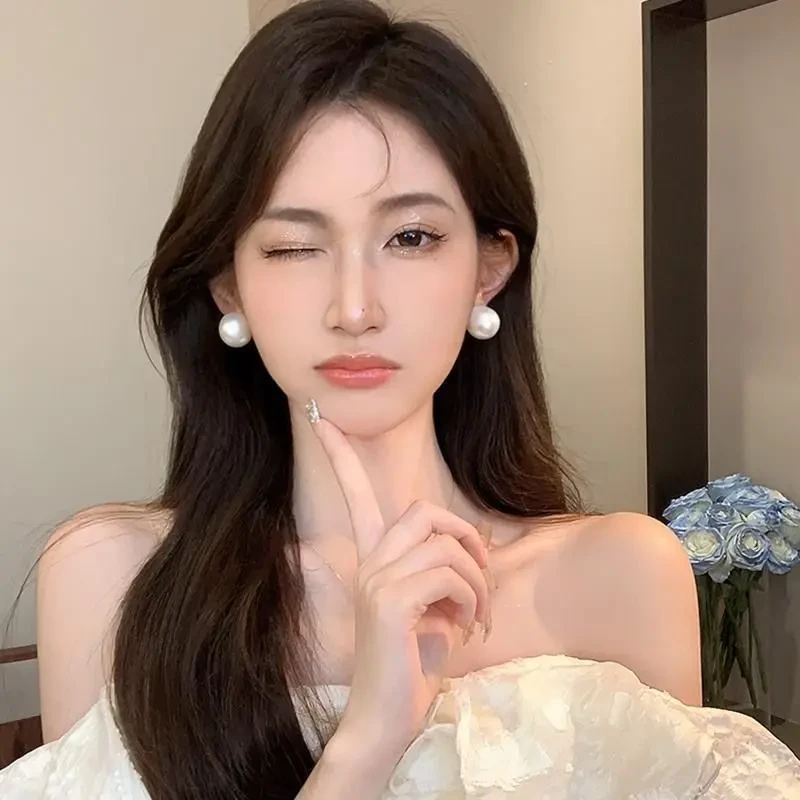 法式港风正圆白珠珠耳钉ins百搭经典简约气质时尚欧美温柔清新