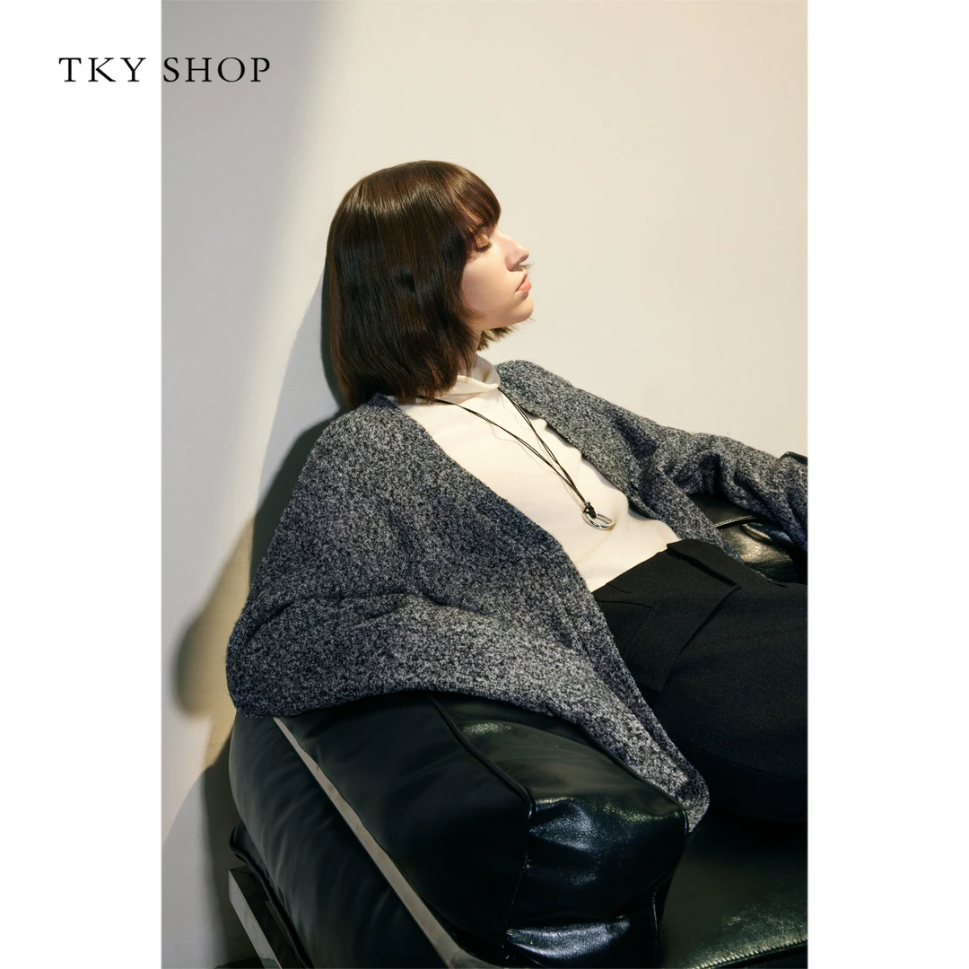 TKYSHOP秋冬季老钱灰色V领时尚针织开衫慵懒百搭毛衣10H1MA02S126