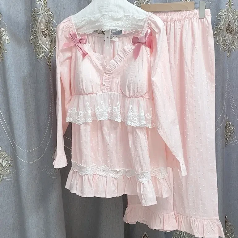 蕾丝拼接宫廷风带胸垫长袖长裤纯棉睡衣甜美舒适家居服