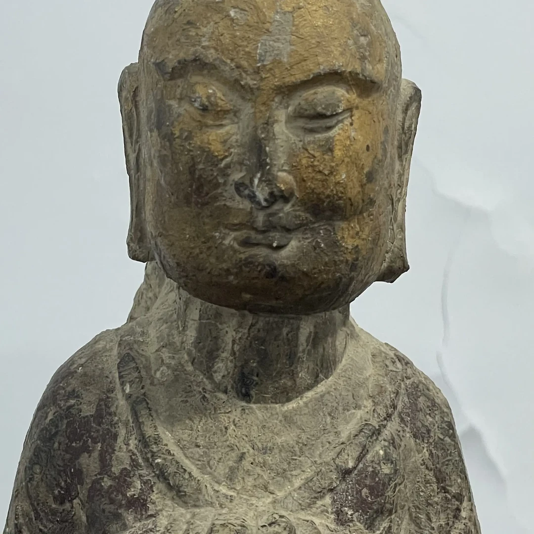 精美老木雕佛像摆件彰显独特韵味