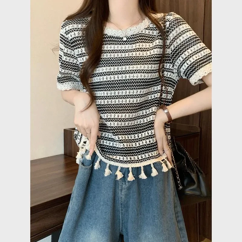 复古条纹圆领短袖针织衫女夏季设计感小众镂空流苏短款冰丝小上衣