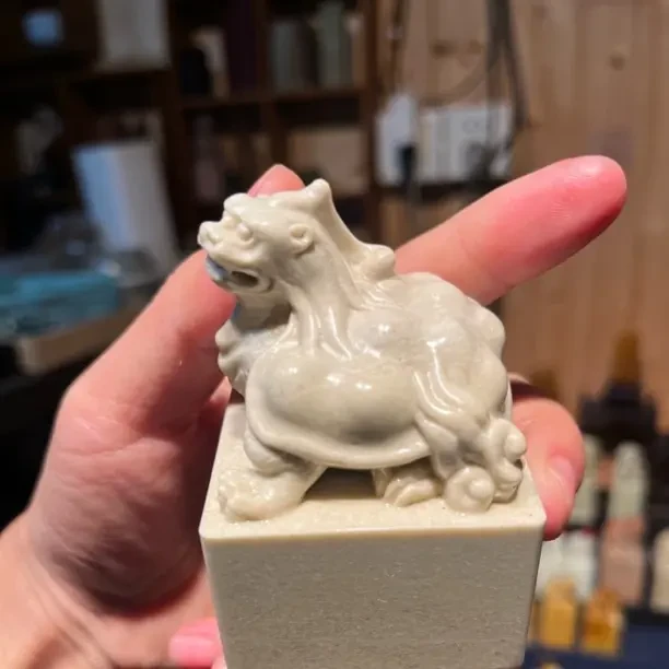 寿山石：5.2/5.2/7.7cm