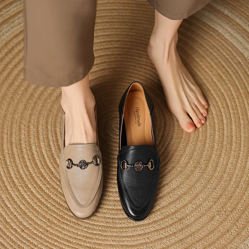 3cm 春新款尖头粗跟平底小皮鞋法式复古浅口粗跟乐福鞋百搭女单鞋