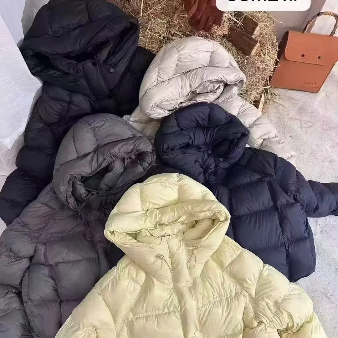 8821韩版泡芙女短款连帽加厚90白鸭绒新国标保暖面包服外套