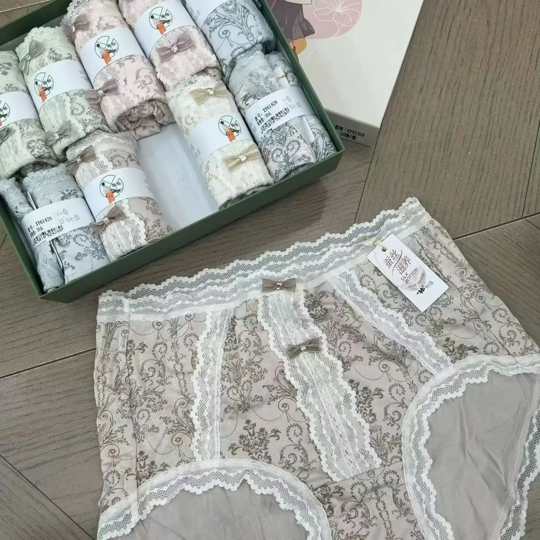 小香风女士蕾丝拼接纯棉抗菌透气三角内裤