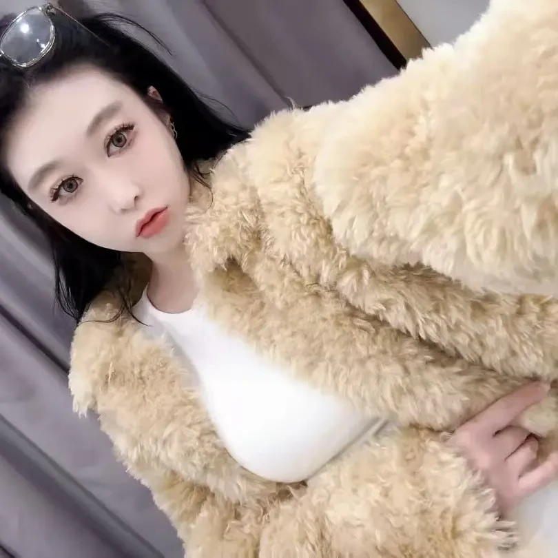 秋冬新款韩版简约纯色翻领加厚保暖外套女款时尚百搭