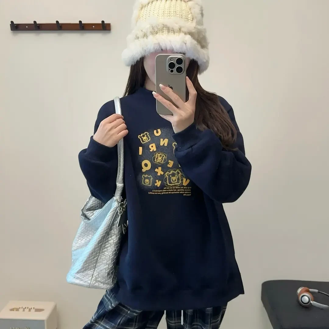 圆领印花羊驼绒加厚卫衣女冬季加绒加厚宽松落肩上衣潮韩系百搭