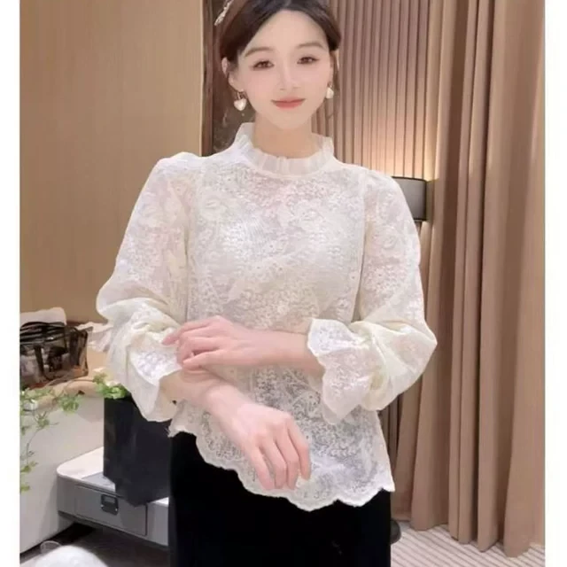 酷莱娅韩系刺绣蕾丝立领设计套头衬衫女秋冬气质白色时尚钩花上衣