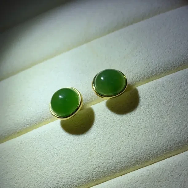 【六六和田玉】天然碧玉耳饰编号：A121