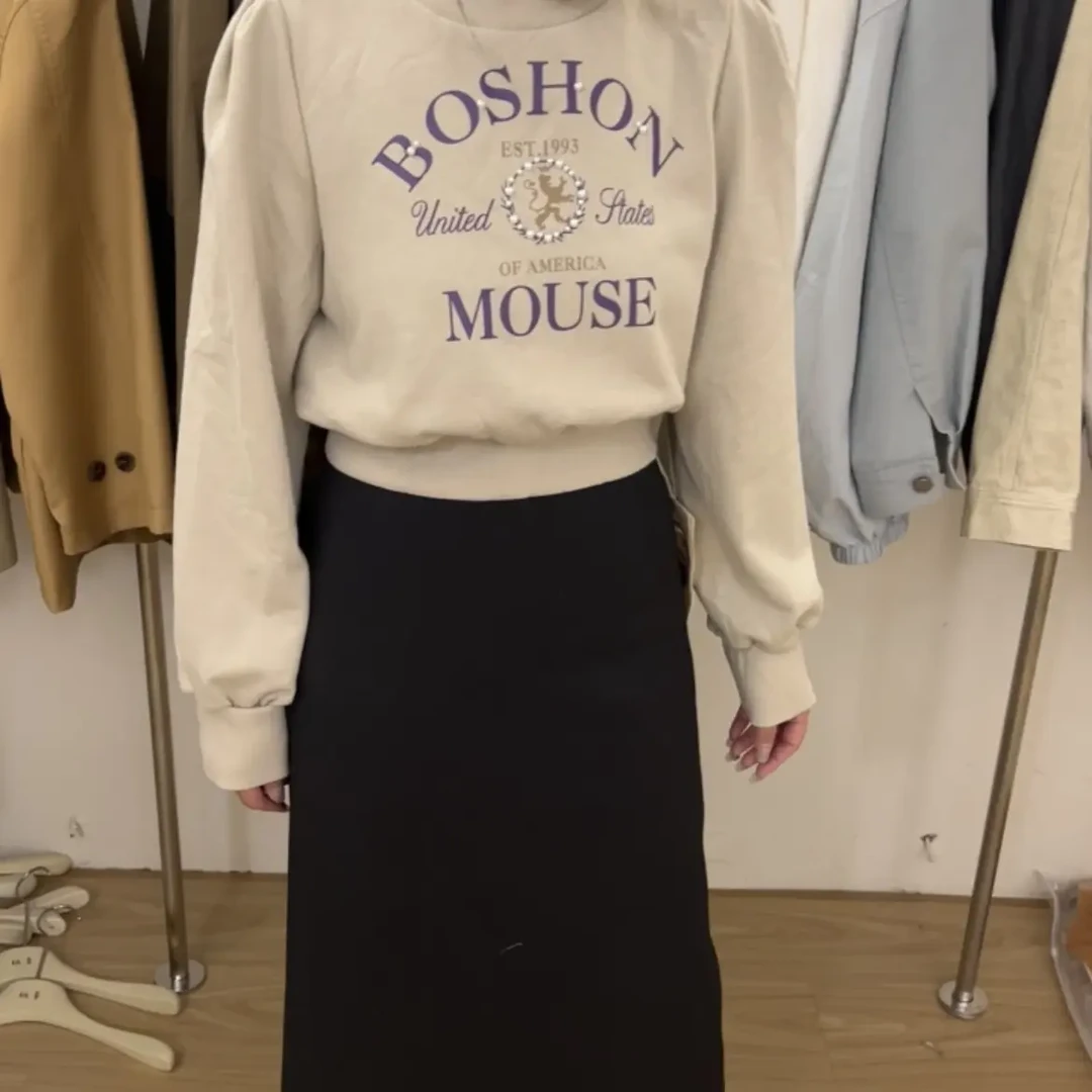 拼接短款不起球常规款女印花卫衣黑色休闲百搭早秋加显瘦气质长袖