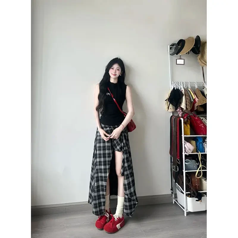 夏季小众简约风圆领无袖上衣洋气衣服女气质时尚收腰格纹半身裙