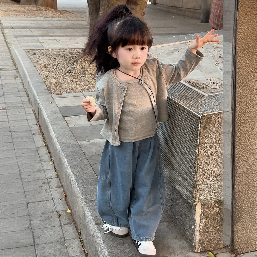 【专柜品质】女童春秋三件套2025新款时尚可爱长袖开衫背心牛仔裤