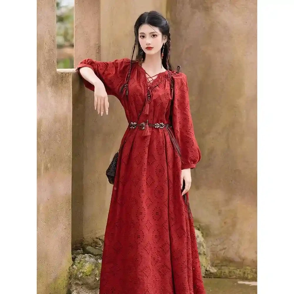 西北旅游穿搭茶卡盐湖青海拍照红色连衣裙草原沙漠西异域风情服装