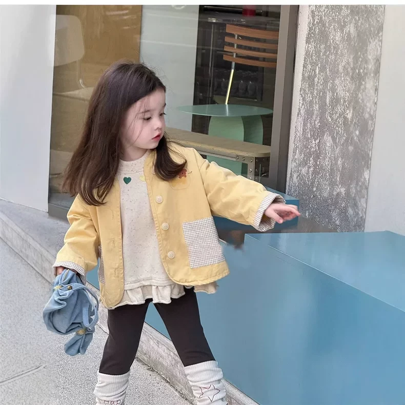 宝宝单排扣风衣外套秋装2025新款女童洋气韩版圆领宽松长袖上衣