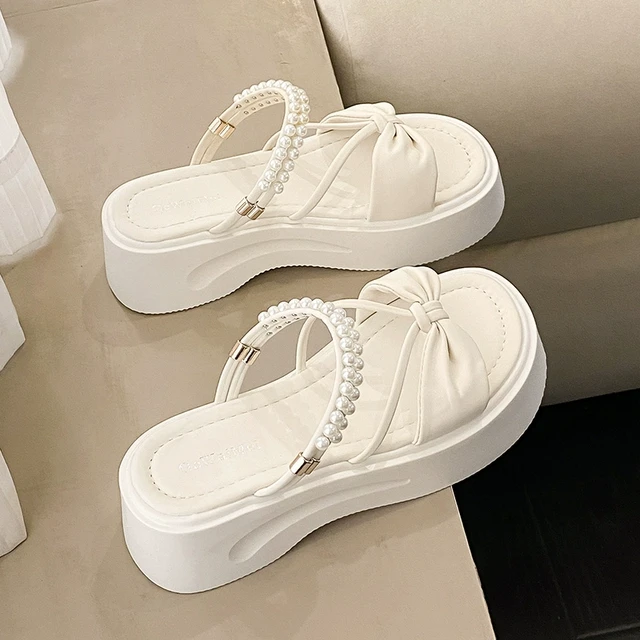 法式厚底增高凉拖鞋女夏外穿2025新款时尚百搭小个子配裙子沙滩鞋