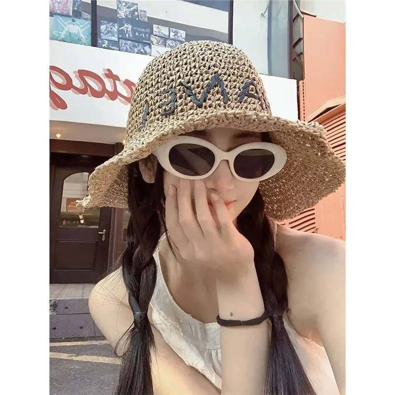 新款夏季度假草帽字母编织百搭网红渔夫帽女手工钩针草编盆帽帽子