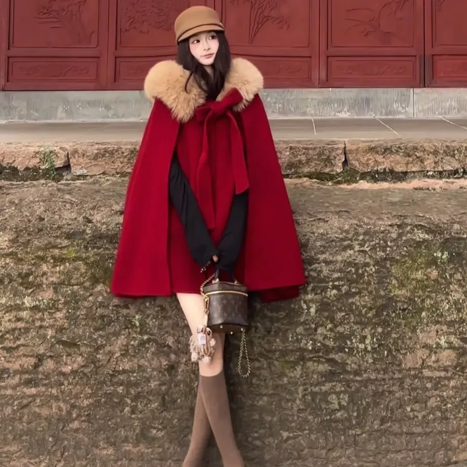 【爱德堡大衣】红色连帽双面斗篷款冬季女士外套
