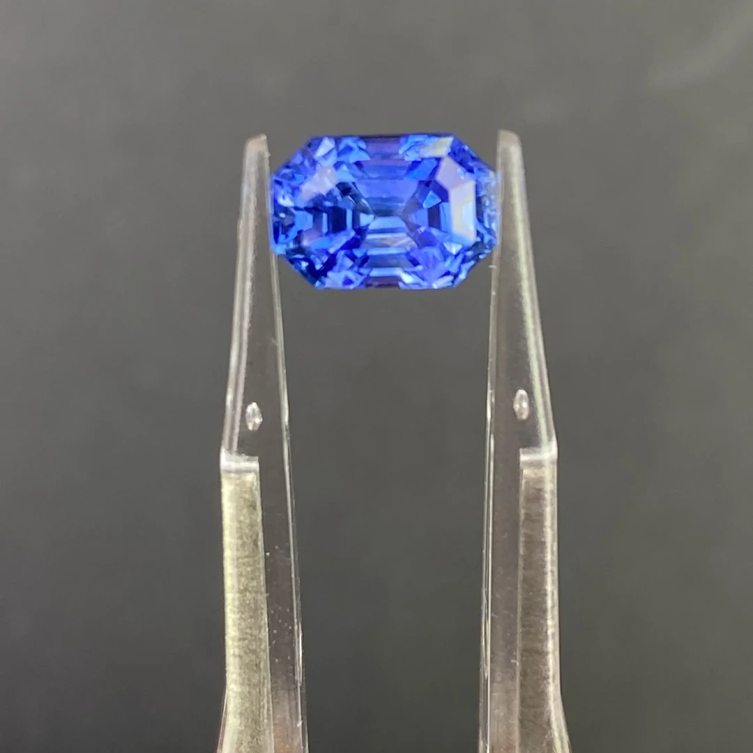 1.98ct阿斯八角切矢车菊蓝宝石