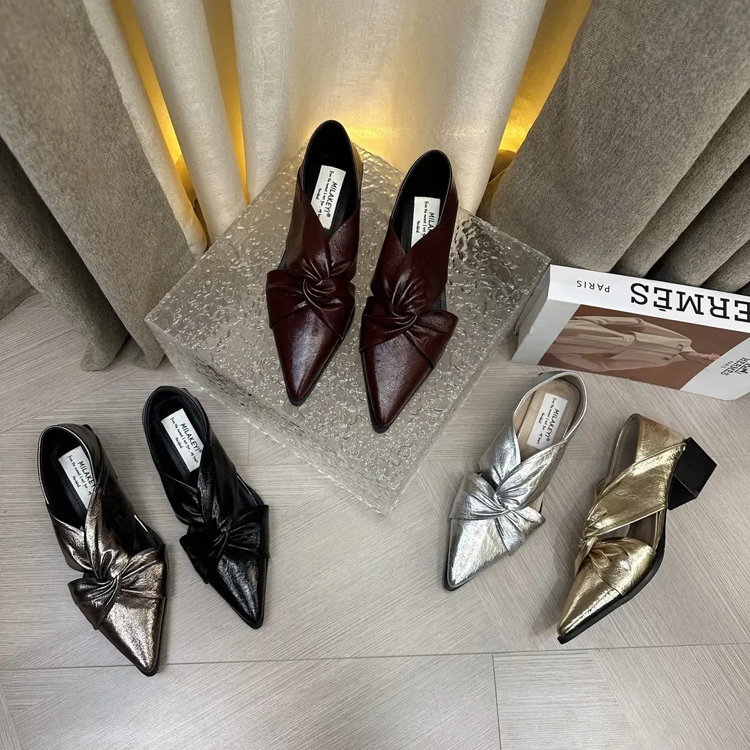 2025年春夏季新款气质百搭交叉时尚简约复古风舒适休闲爆款女跟鞋