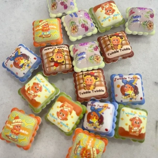 4号卡通diy树脂饰品配件可用于发夹发绳手机壳搭配奶油胶