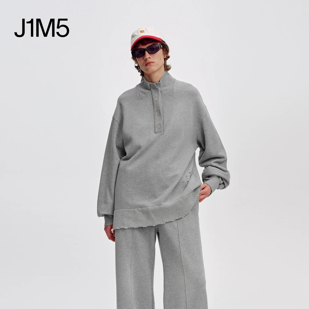 J1M5买手店 SHORT SENTENCE 短句 25春夏 假领装饰宽松卫衣