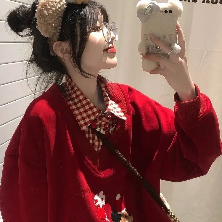 大码红色假两件加绒卫衣女减龄风卡通小狗刺绣宽松显瘦秋冬季上衣