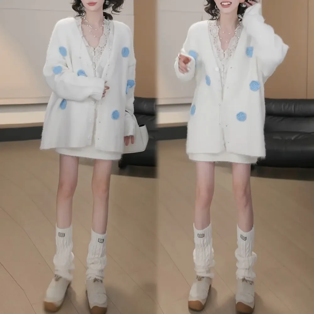 时尚休闲套装女花朵设计感开衫毛衣慵懒风高腰纯色短裙两件套