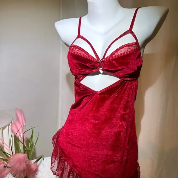 90-130高级感丝绒睡裙镂空设计私房家居服睡衣