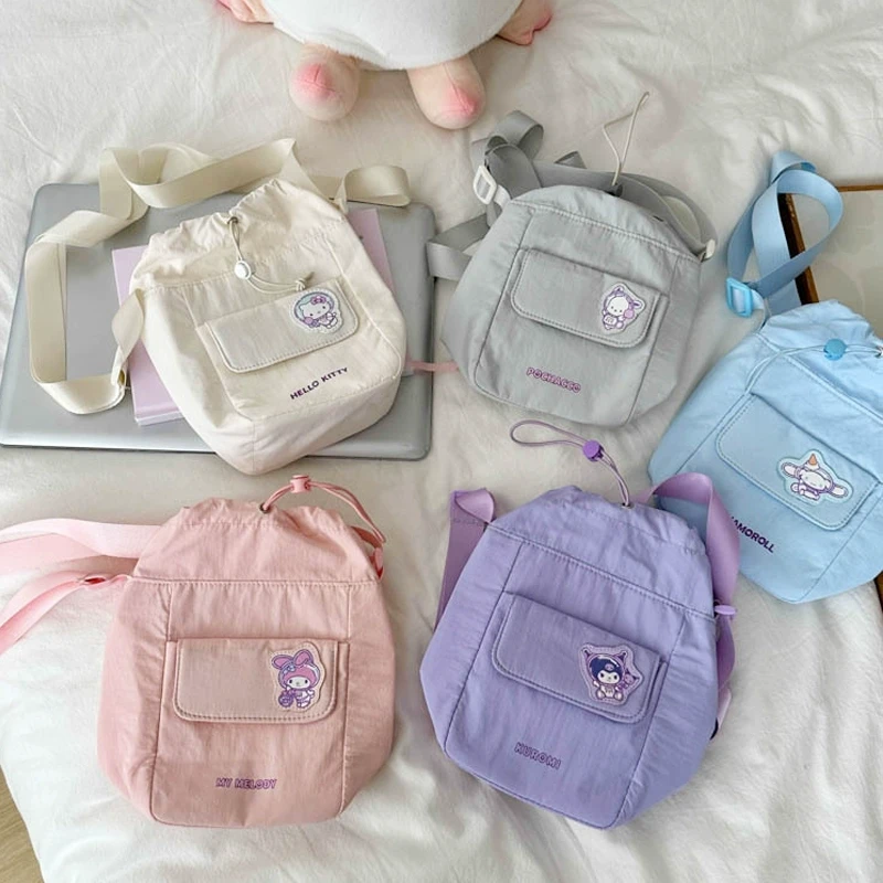 三丽鸥授权正版授权抽绳斜挎包单肩百搭玉桂狗凯蒂猫kitty包包