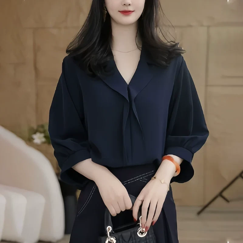 荷叶边v领衬衫女士2025夏季宽松时尚减龄遮肉设计感中袖休闲上衣