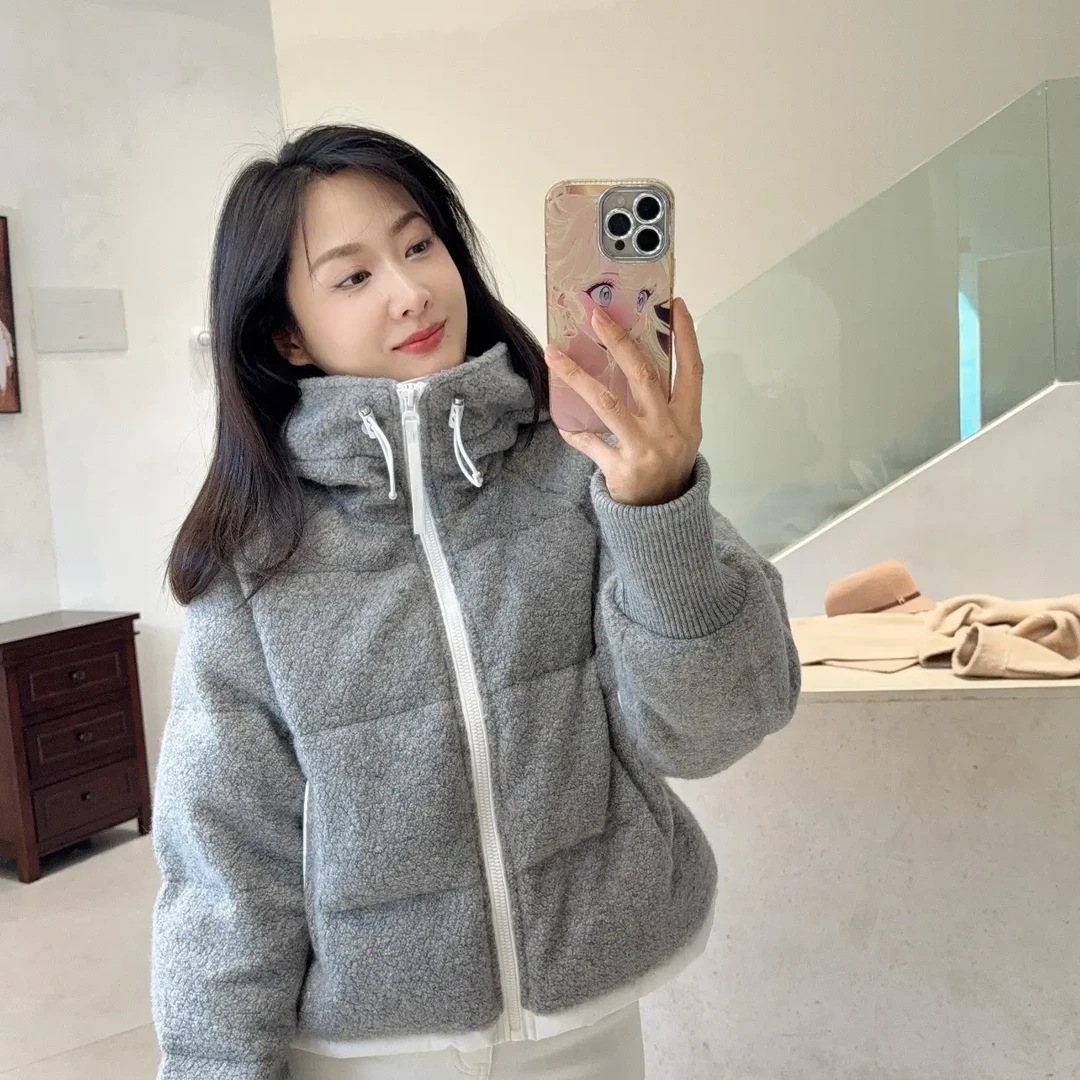 休闲减龄风羊毛针织羽绒服