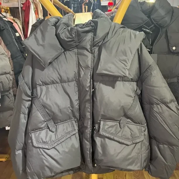 断码清仓冬季宽松型短款连帽女款加厚白鸭绒羽绒服外套