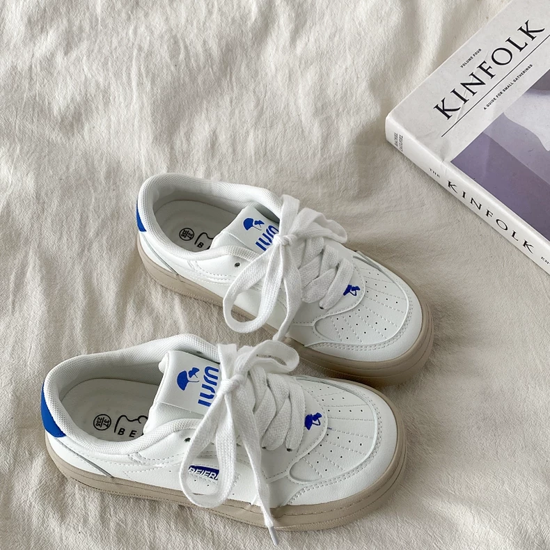 复古百搭小白鞋女2025夏季新款厚底学院风学生休闲运动鞋德训板鞋