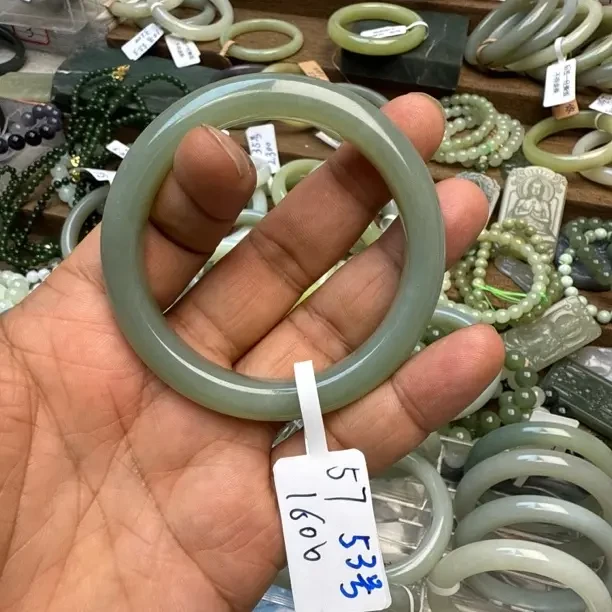 新疆且末近矿手镯