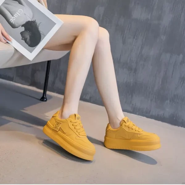 真皮松糕鞋女2025春季新款牛皮大黄蜂面包初秋穿搭真皮厚底松糕鞋