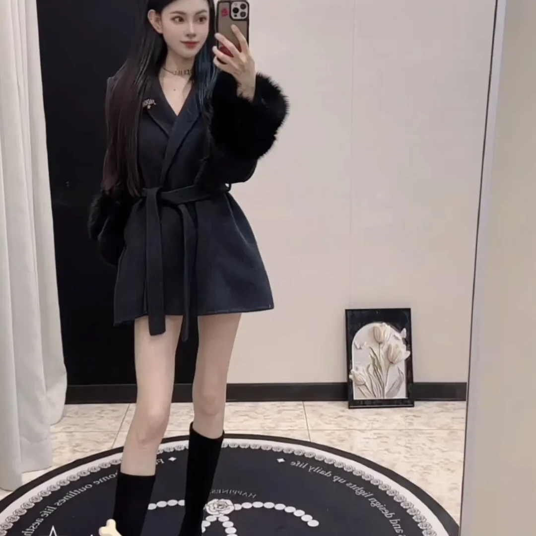 2025翻领系带收腰袖口毛毛双面大衣女秋冬短款小个子气质百搭