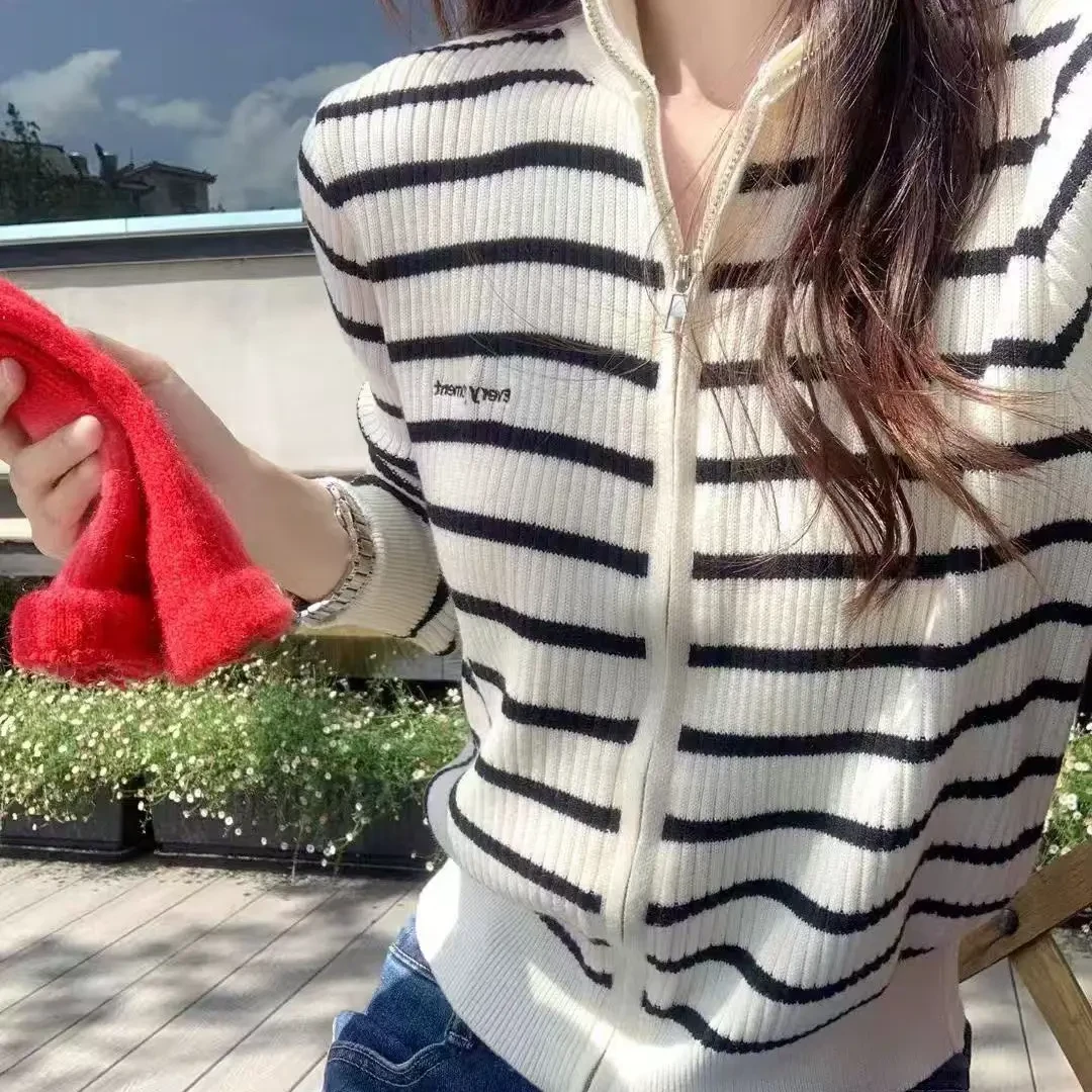 针织立领针织衫韩版上衣字母条纹毛针织衫百搭长袖女