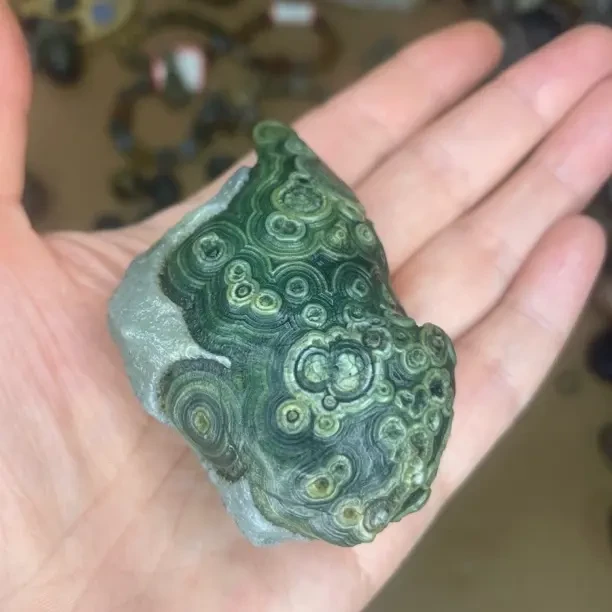 眼睛石，奇石，手把件，戈壁石，独特的美