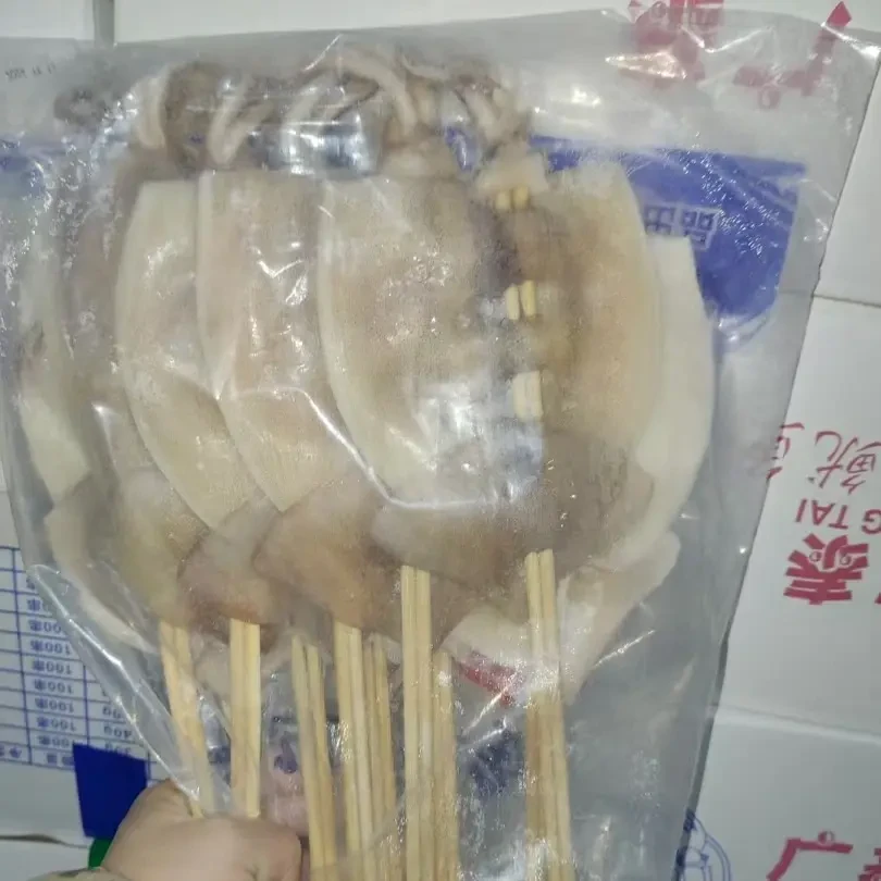 大鱿鱼板串，铁板烧烤风味美食半成品批发冷冻烤串冻货商用烧烤串