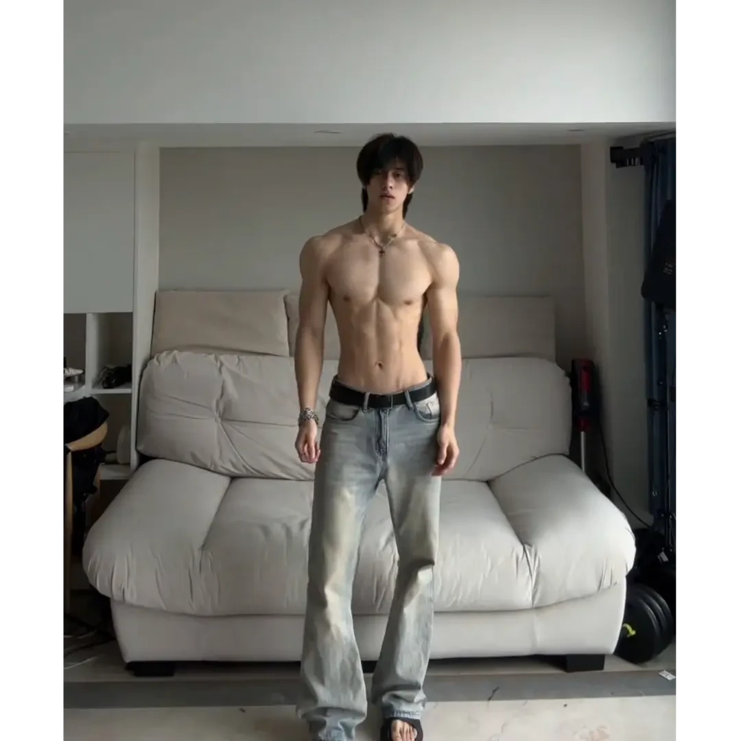 bootcut微喇牛仔裤男春季潮牌美式高街裤子宽松水洗青少年直筒裤