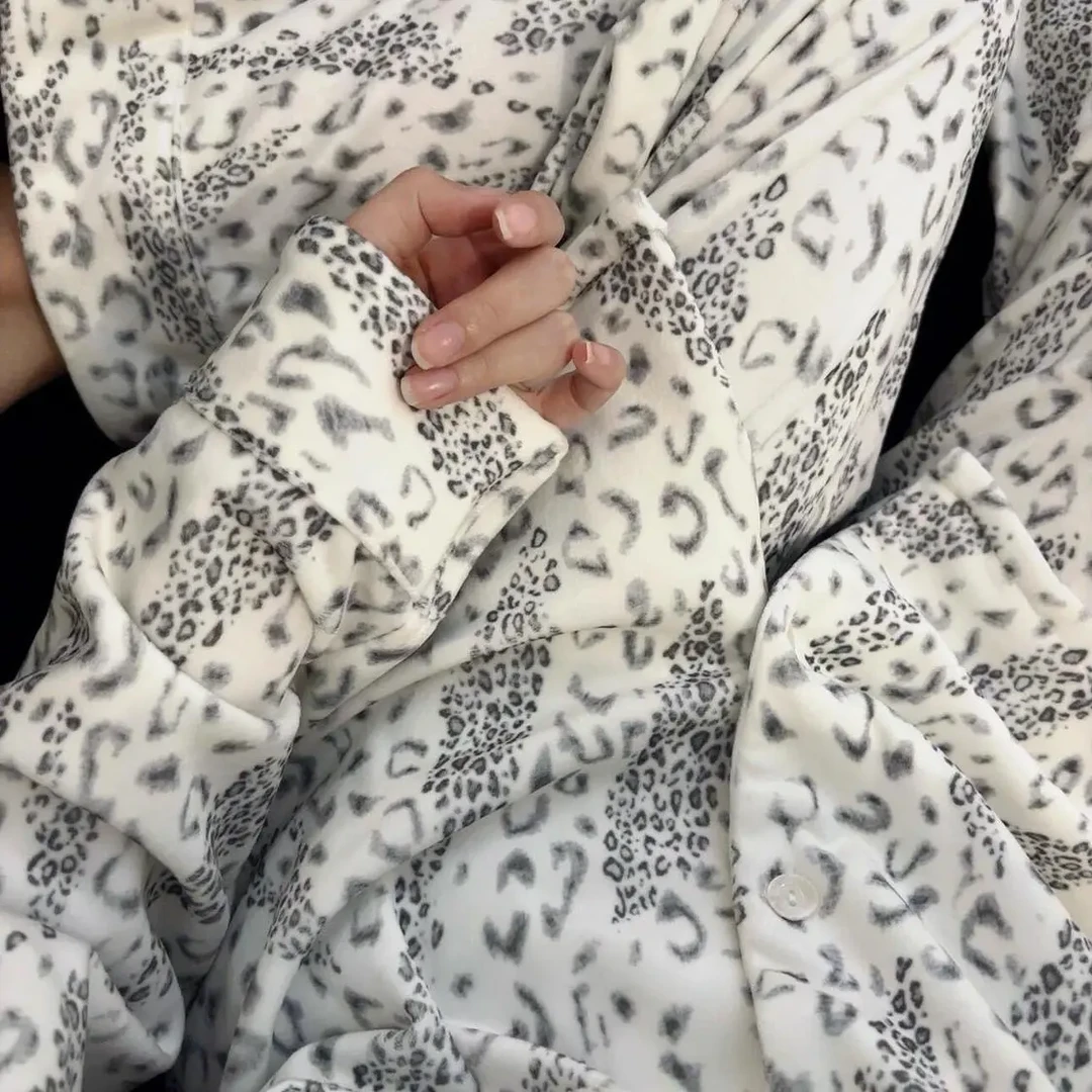 网红豹纹海岛绒睡衣女秋冬季保暖加厚长袖长裤开衫韩版家居服套装